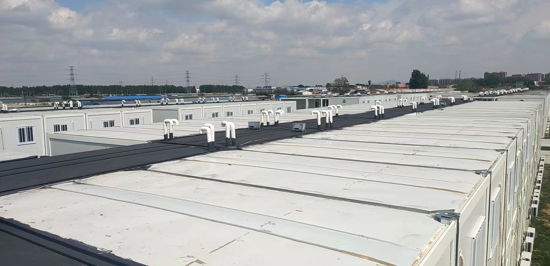 眾志成城，共同抗疫！廣恒防水馳援遼陽方艙醫(yī)院項目。